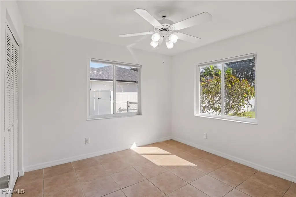 3811 SW 6th Avenue Cape Coral FL 33914