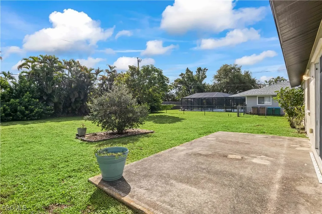 3811 SW 6th Avenue Cape Coral FL 33914