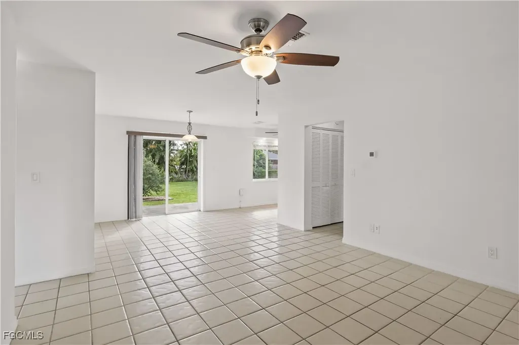 3811 SW 6th Avenue Cape Coral FL 33914