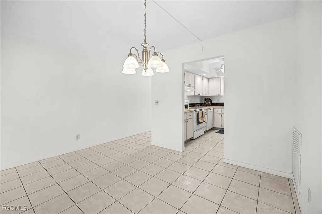 4525 Country Club Boulevard Cape Coral FL 33904