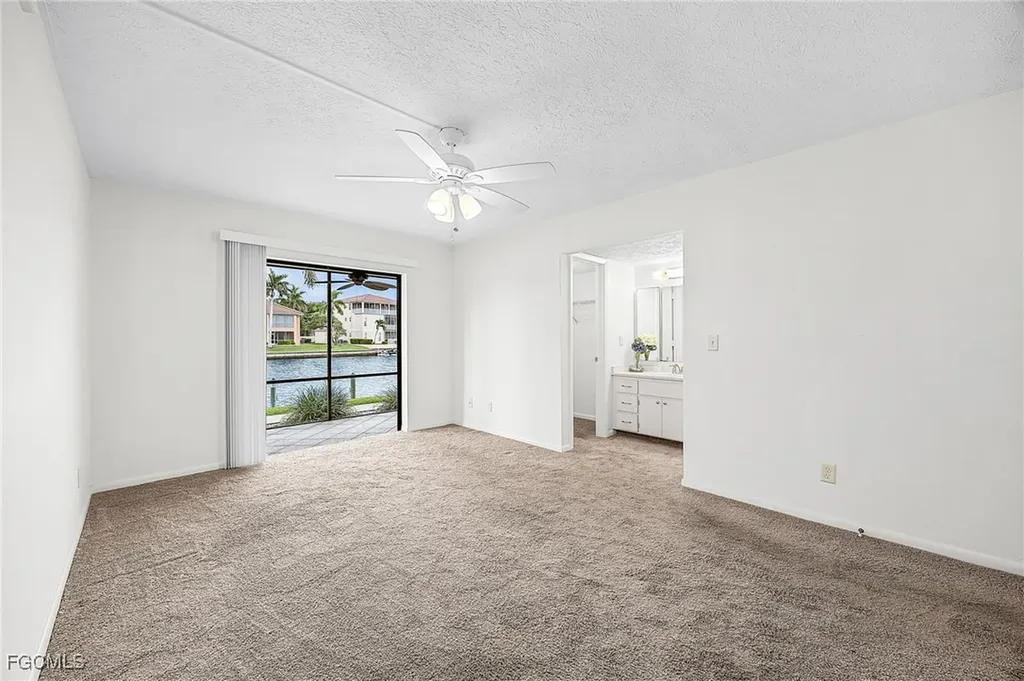 4525 Country Club Boulevard Cape Coral FL 33904