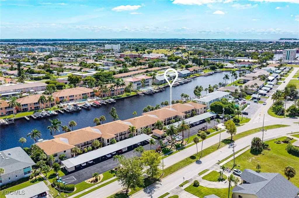 4525 Country Club Boulevard Cape Coral FL 33904