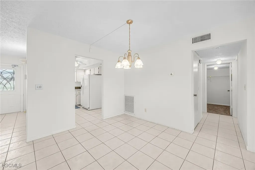 4525 Country Club Boulevard Cape Coral FL 33904