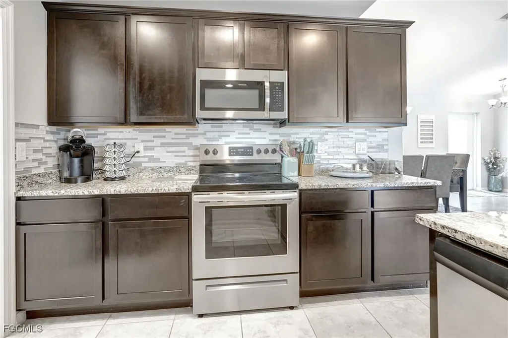 4405 NW 32nd Terrace Cape Coral FL 33993