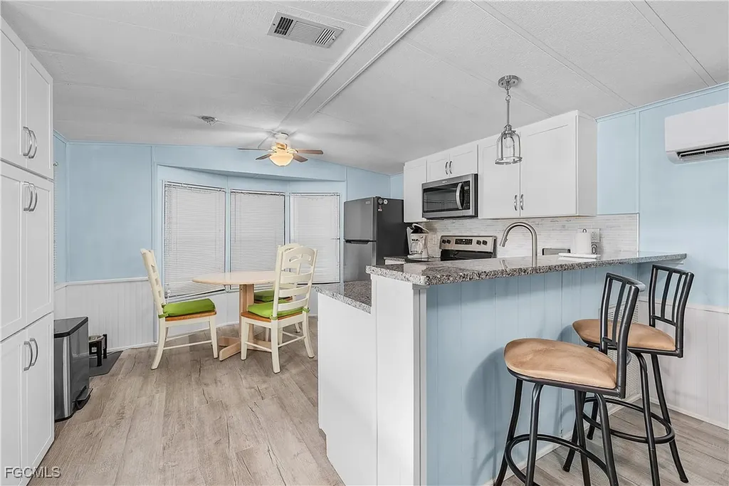 7186 Ladyfish Drive St. James City FL 33956