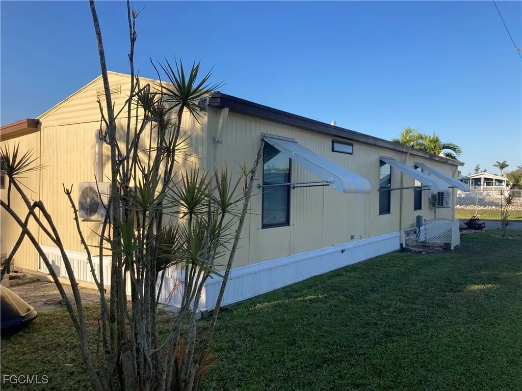 7186 Ladyfish Drive St. James City FL 33956