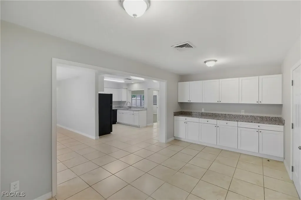 728 Tower Drive Cape Coral FL 33904