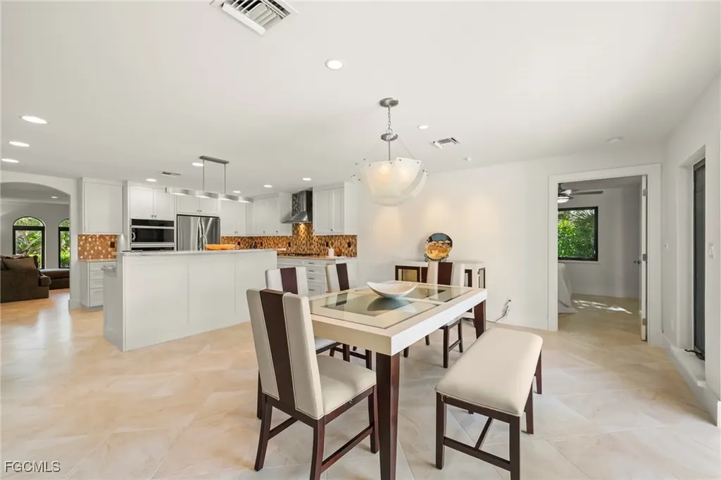 918 Limpet Drive Sanibel FL 33957