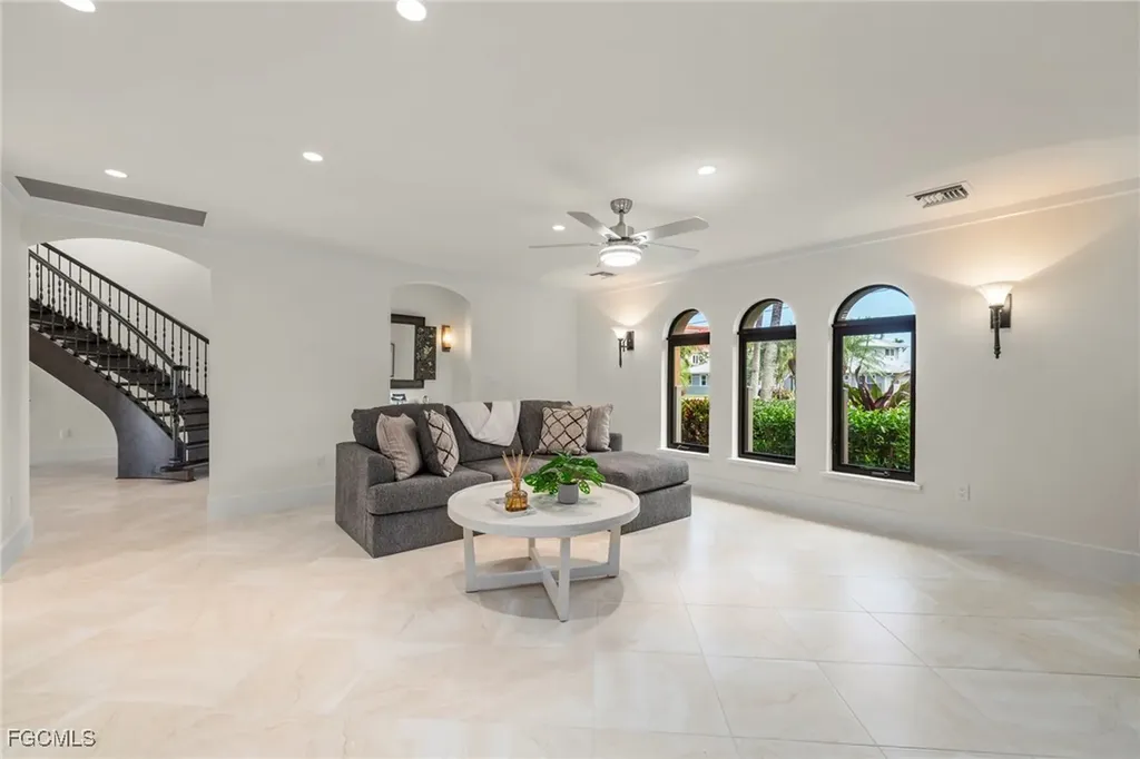 918 Limpet Drive Sanibel FL 33957