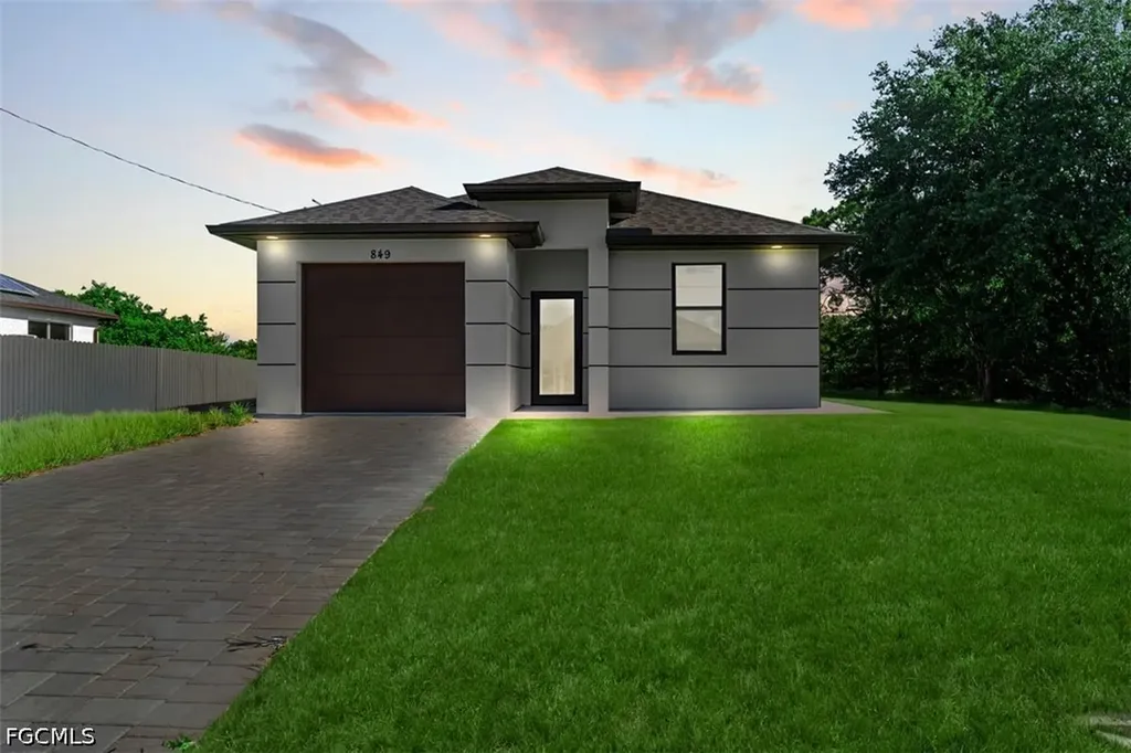 849 Wolverine Street E Lehigh Acres FL 33974