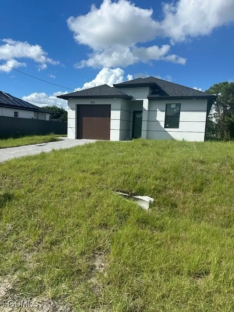 849 Wolverine Street E Lehigh Acres FL 33974