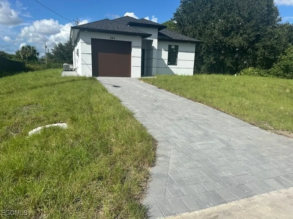 849 Wolverine Street E Lehigh Acres FL 33974