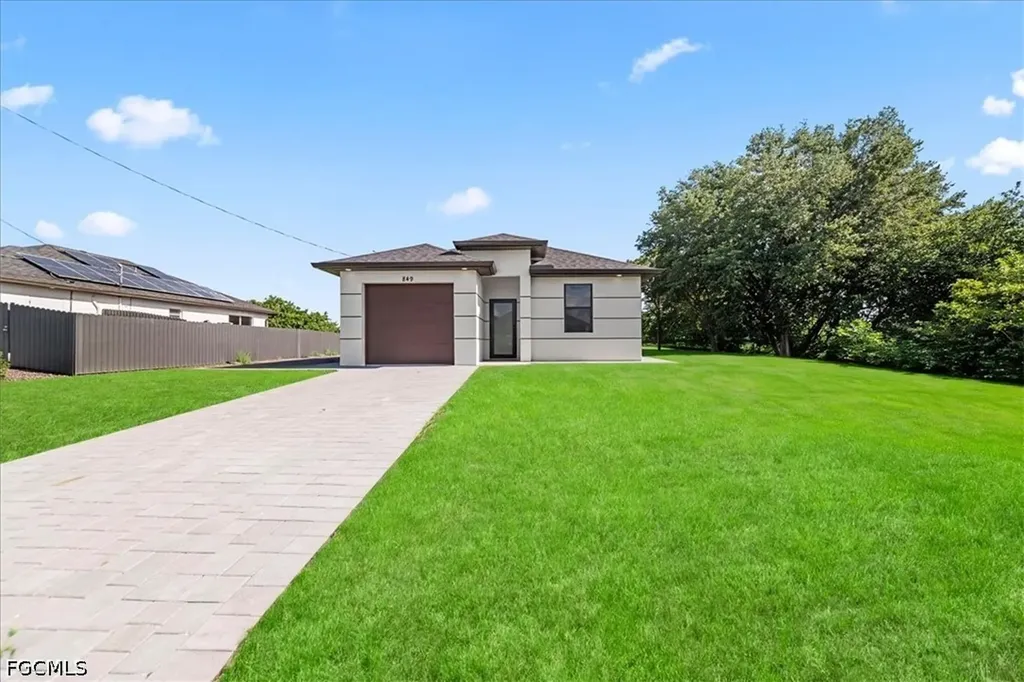 849 Wolverine Street E Lehigh Acres FL 33974