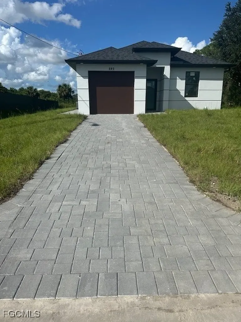 849 Wolverine Street E Lehigh Acres FL 33974