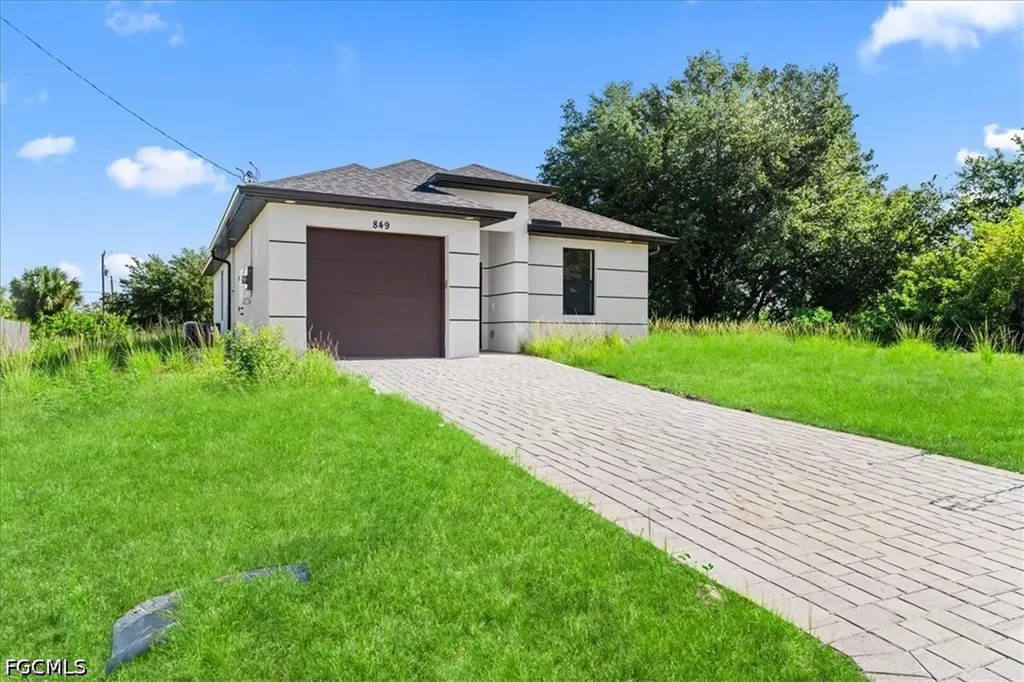 849 Wolverine Street E Lehigh Acres FL 33974