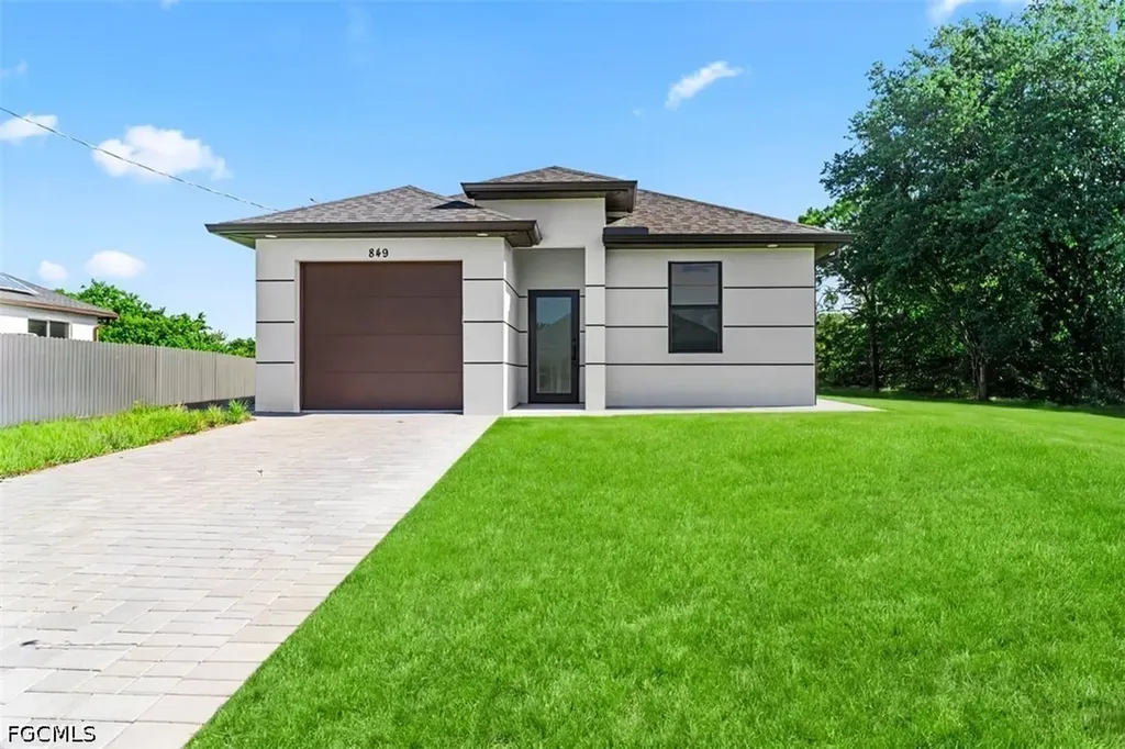 849 Wolverine Street E Lehigh Acres FL 33974