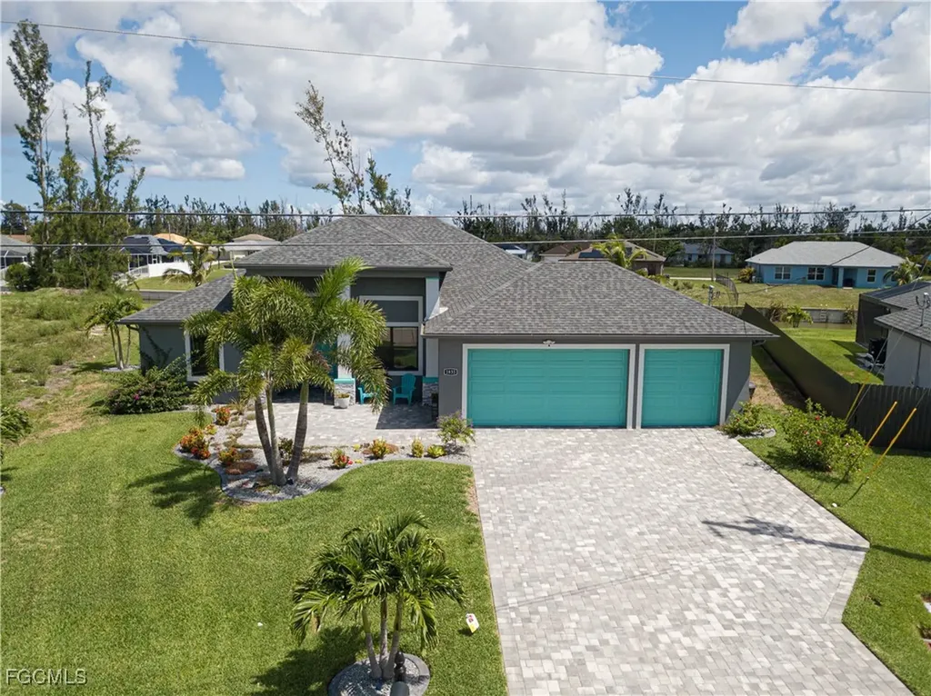 1833 SW 11th Terrace Cape Coral FL 33991