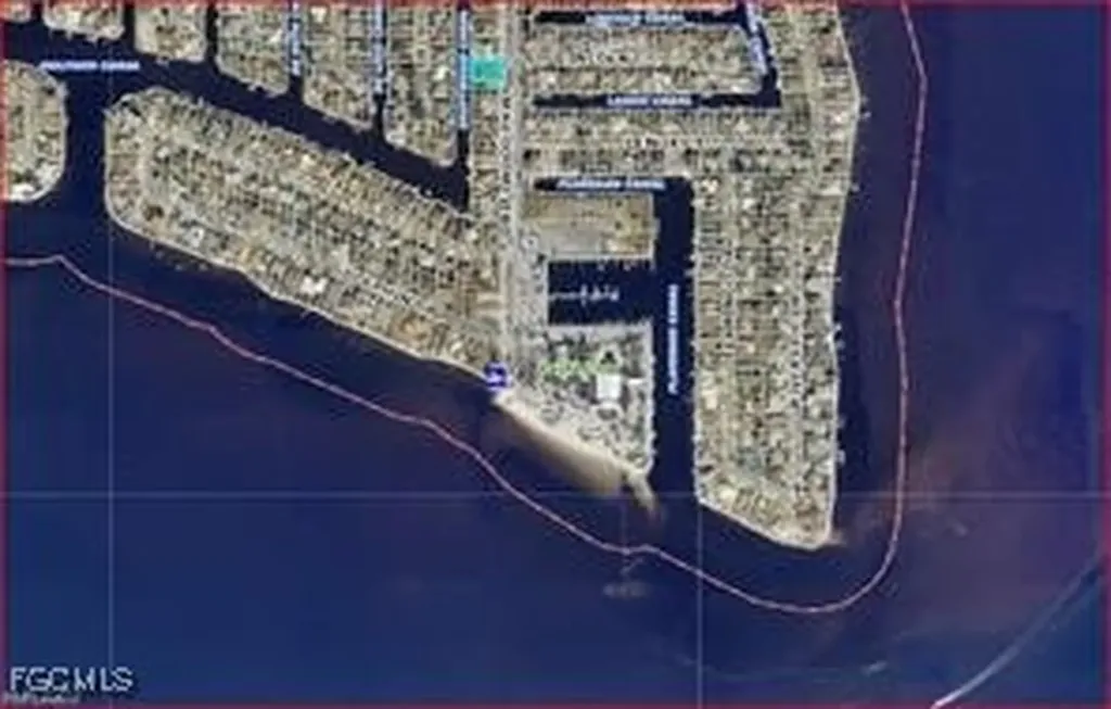 5702 Driftwood Parkway Cape Coral FL 33904