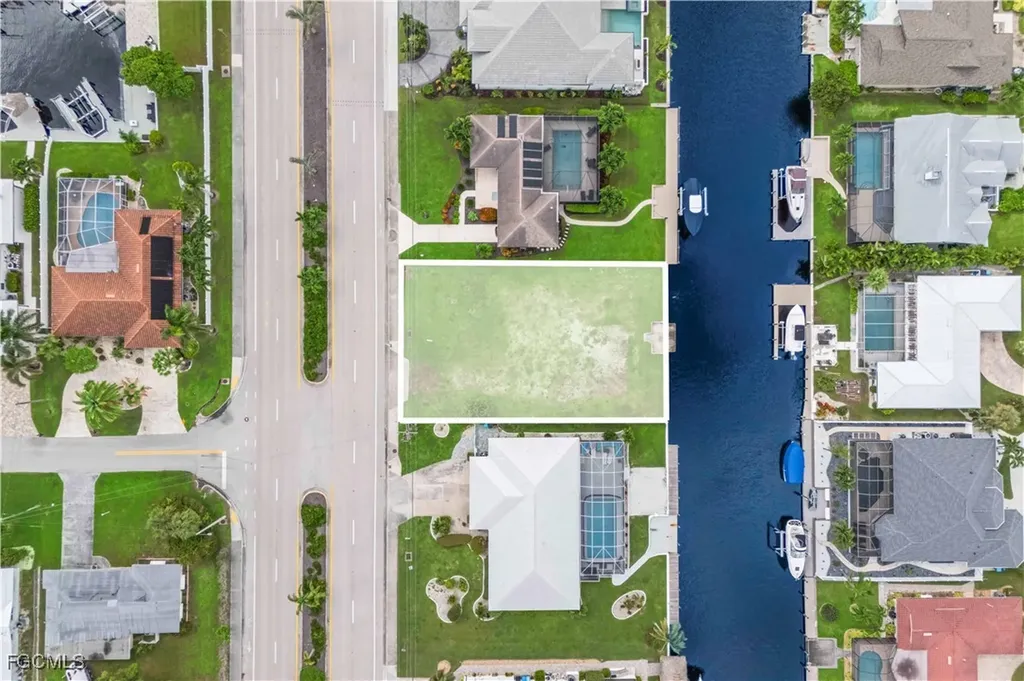 5702 Driftwood Parkway Cape Coral FL 33904