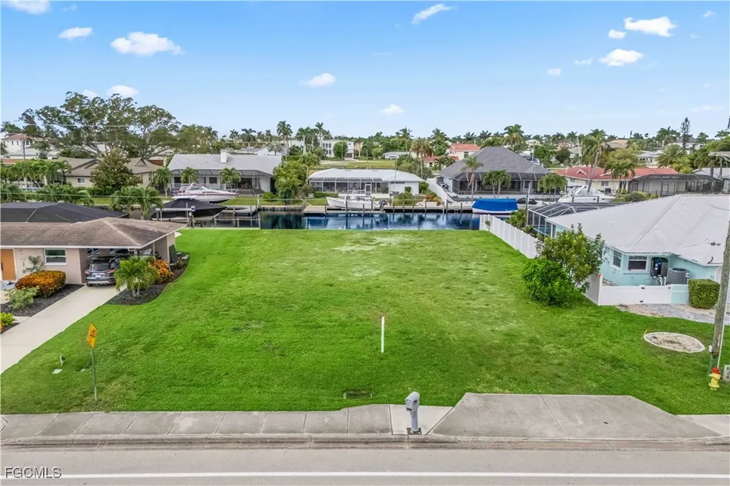 5702 Driftwood Parkway Cape Coral FL 33904