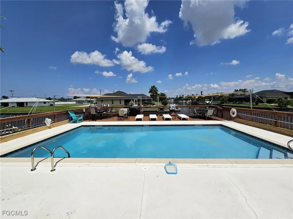 521 SW 47th Terrace Cape Coral FL 33914