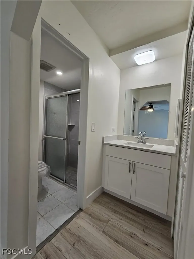 521 SW 47th Terrace Cape Coral FL 33914