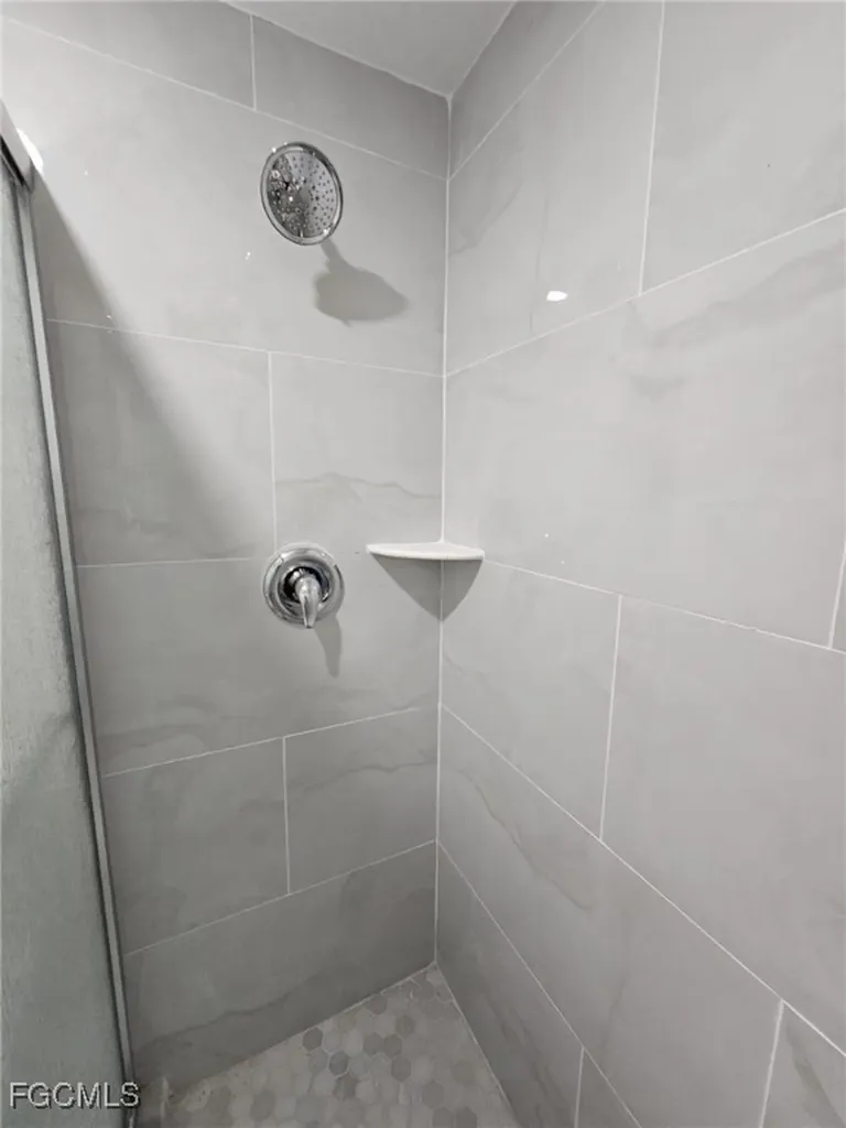 521 SW 47th Terrace Cape Coral FL 33914