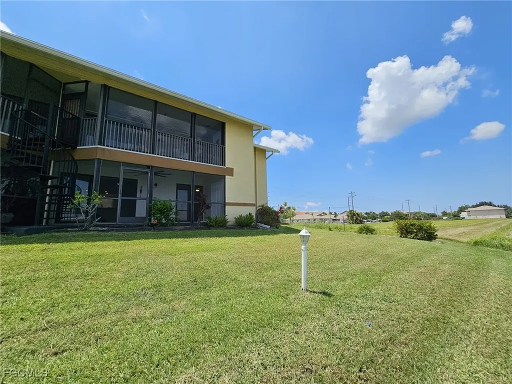 521 SW 47th Terrace Cape Coral FL 33914