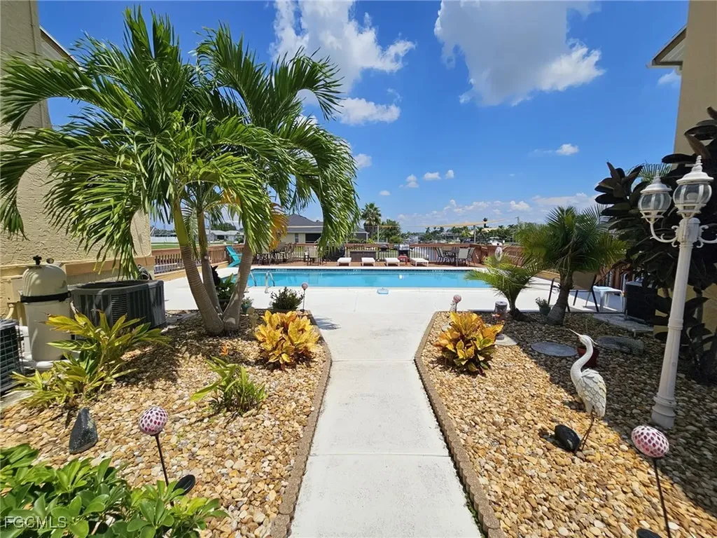 521 SW 47th Terrace Cape Coral FL 33914
