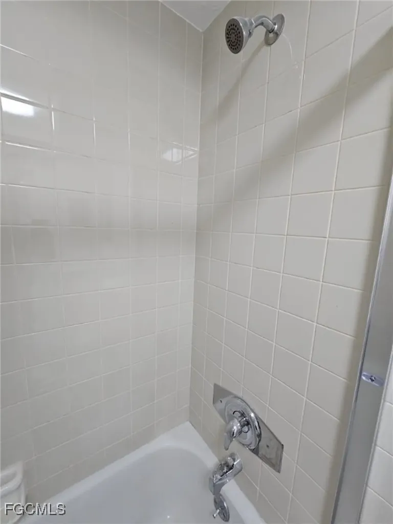 521 SW 47th Terrace Cape Coral FL 33914