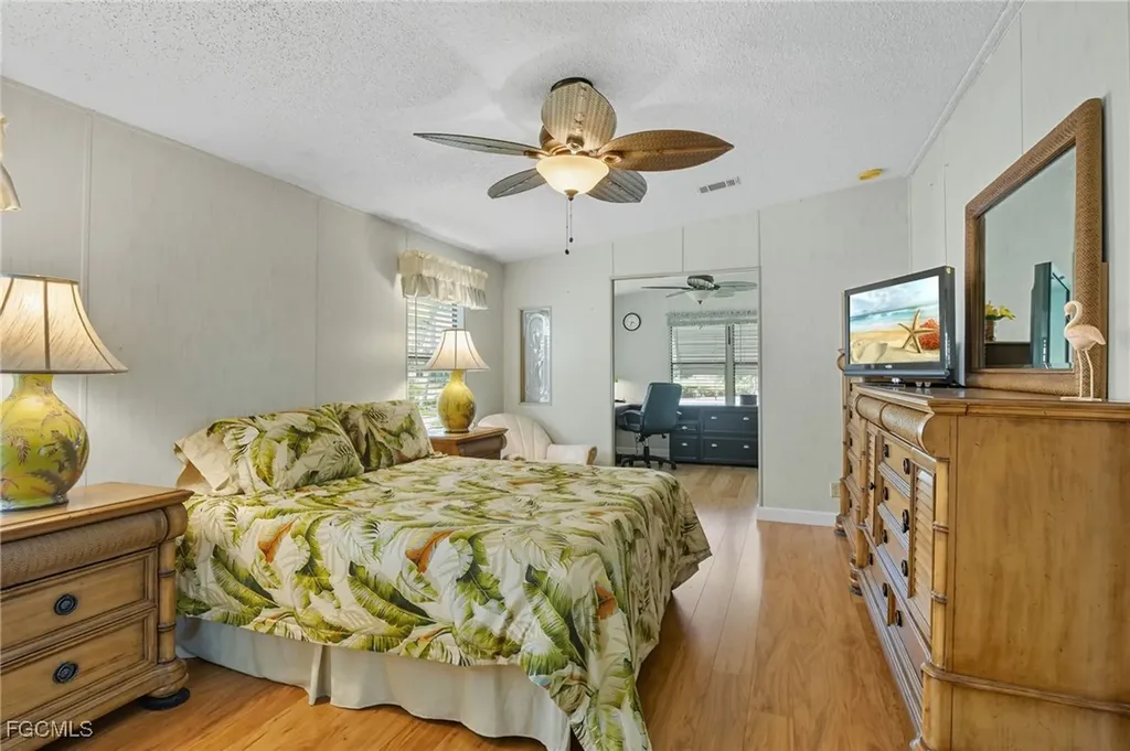 14527 Paul Revere Loop North Fort Myers FL 33917