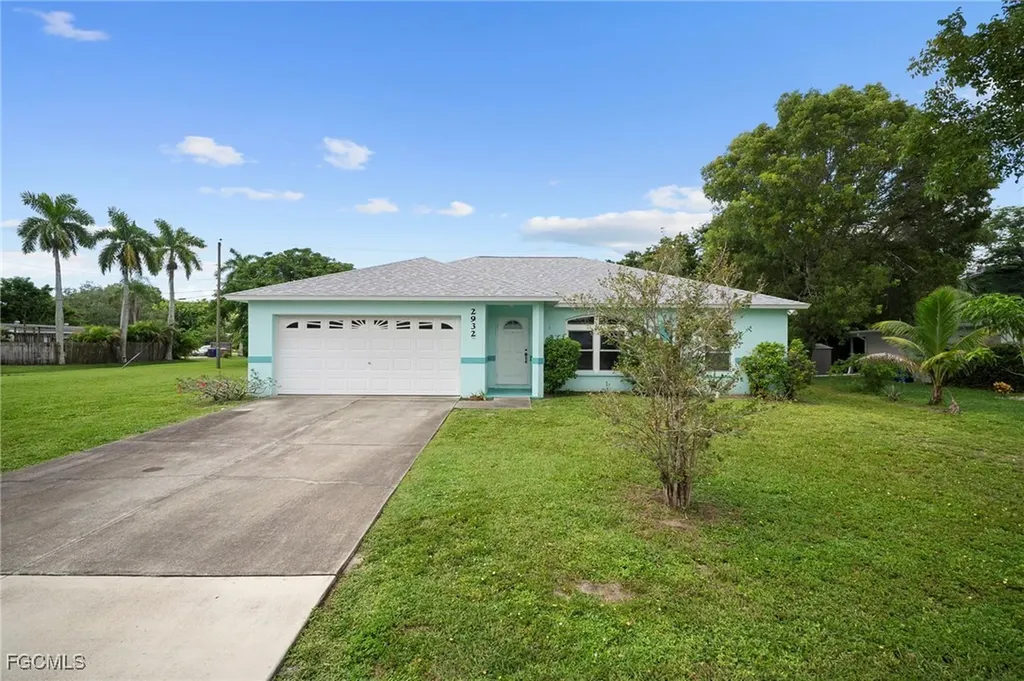 2932 Holly Road Fort Myers FL 33901