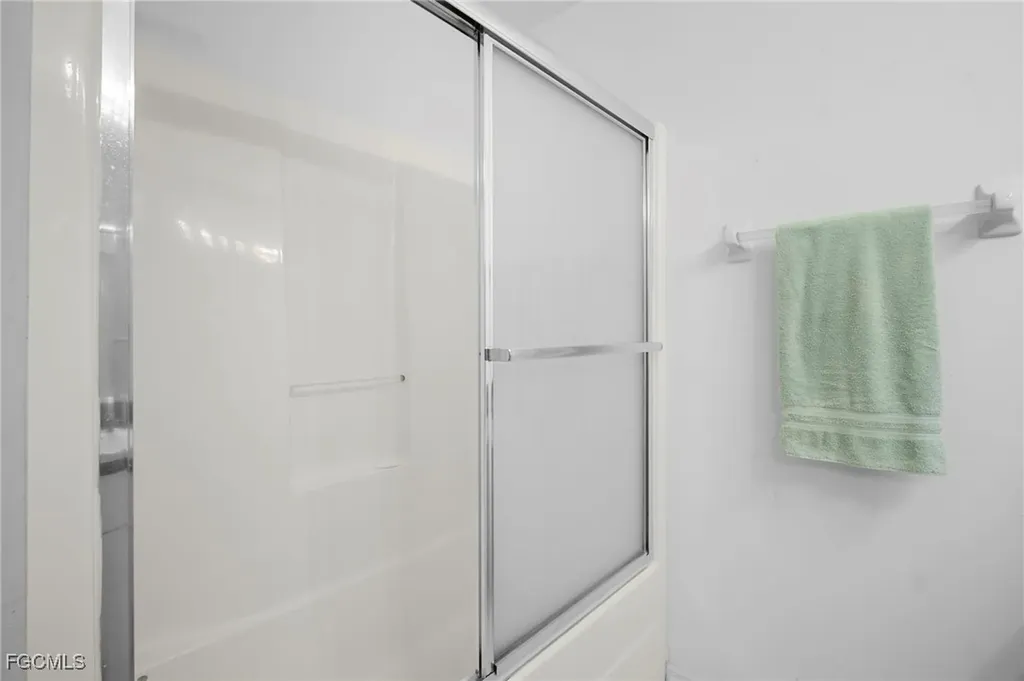 2932 Holly Road Fort Myers FL 33901