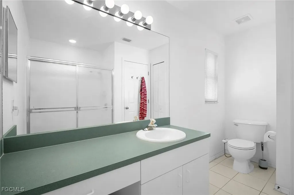 2932 Holly Road Fort Myers FL 33901