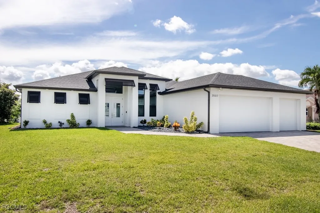 3507 SW 2nd Avenue Cape Coral FL 33914