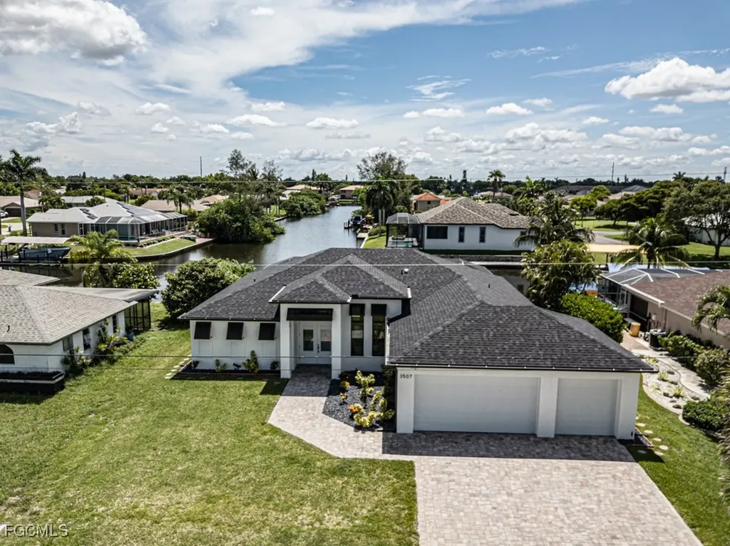 3507 SW 2nd Avenue Cape Coral FL 33914