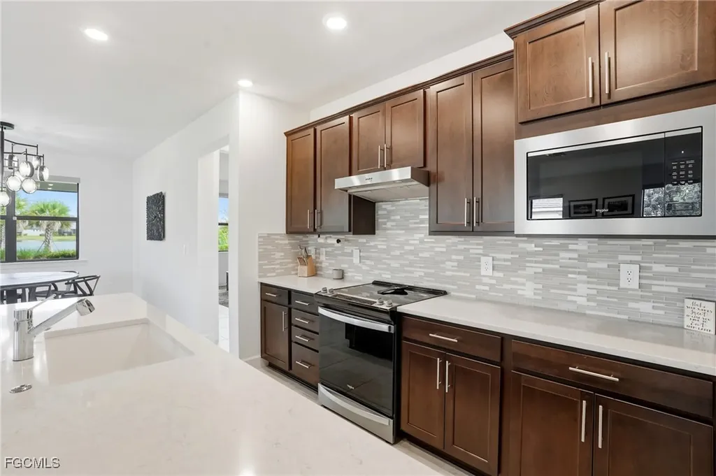 17003 Oakstead Drive Alva FL 33920