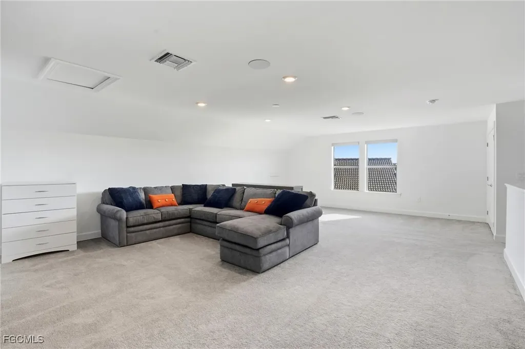 17003 Oakstead Drive Alva FL 33920