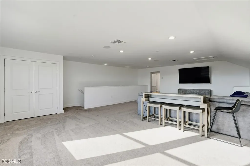 17003 Oakstead Drive Alva FL 33920