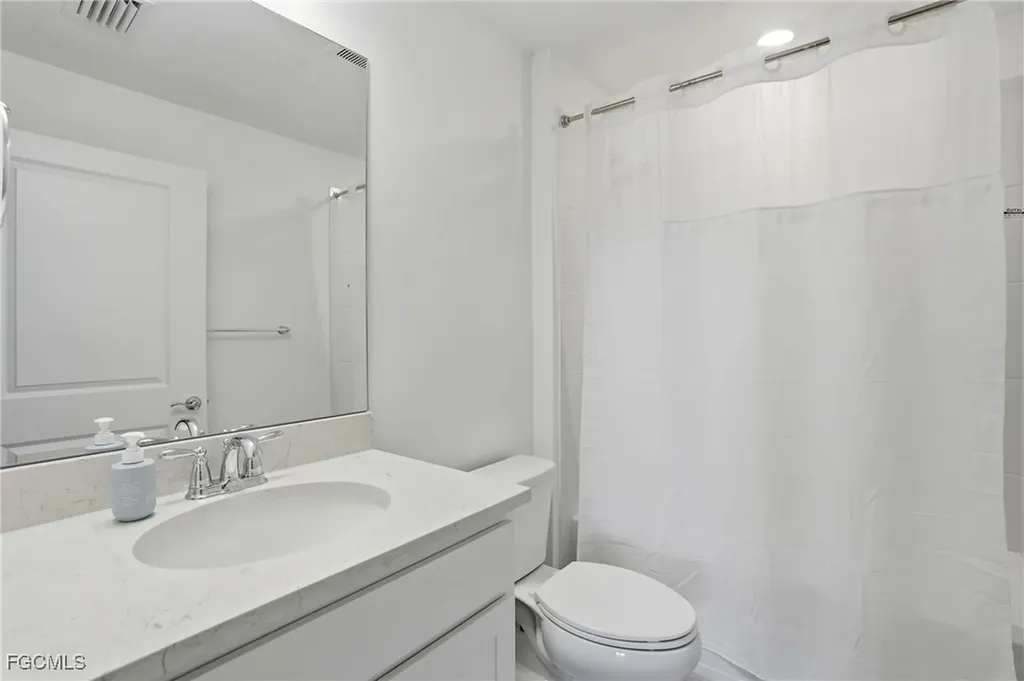 17003 Oakstead Drive Alva FL 33920