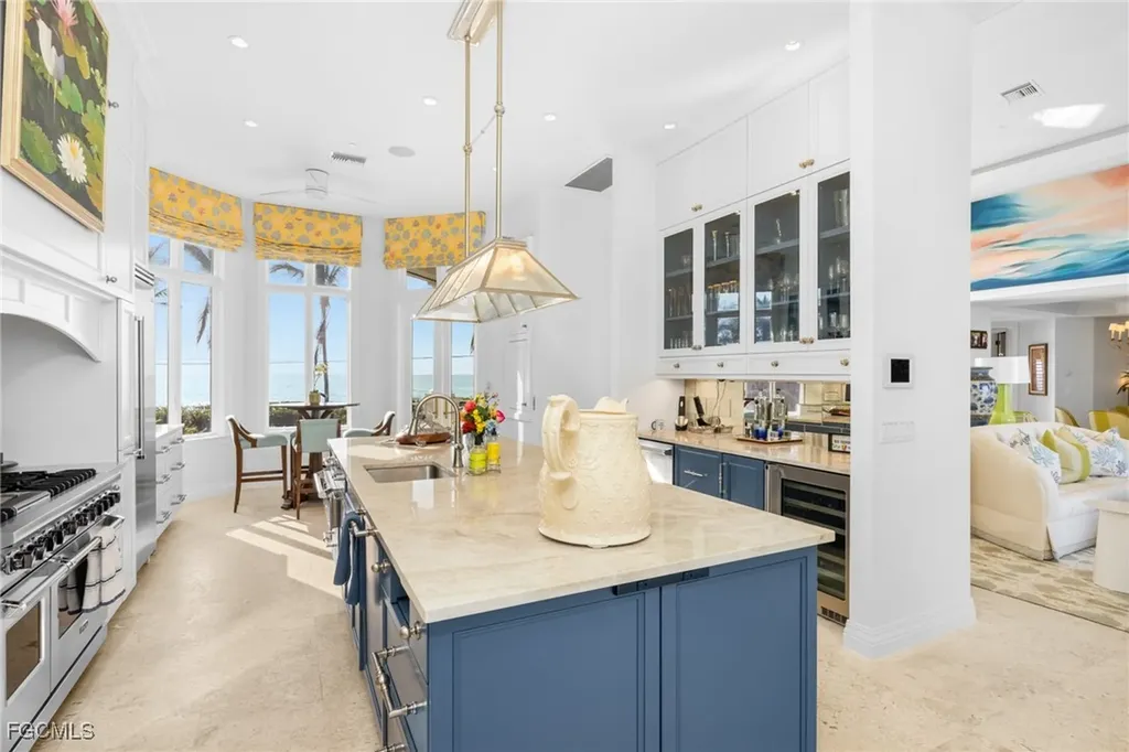 15735/737 Captiva Drive Captiva FL 33924