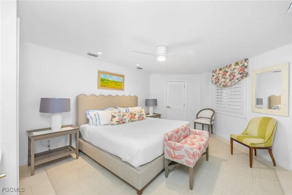 15735/737 Captiva Drive Captiva FL 33924