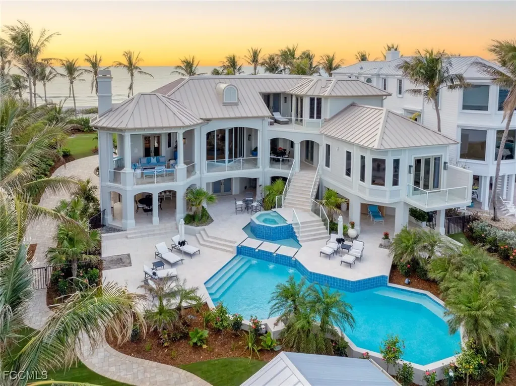 15735/737 Captiva Drive Captiva FL 33924