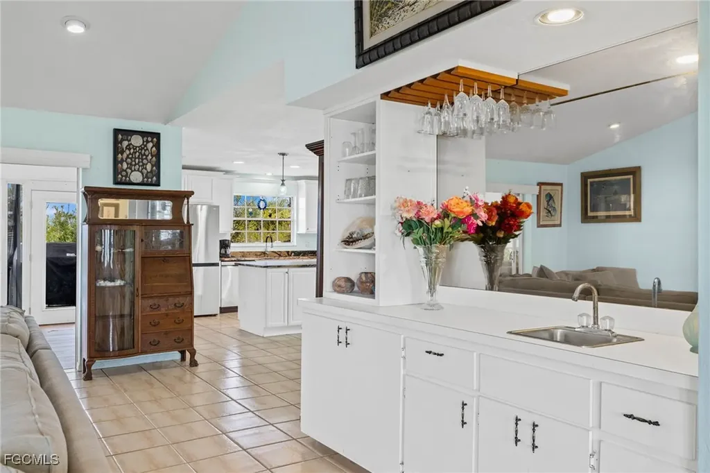 1625 Serenity Lane Sanibel FL 33957