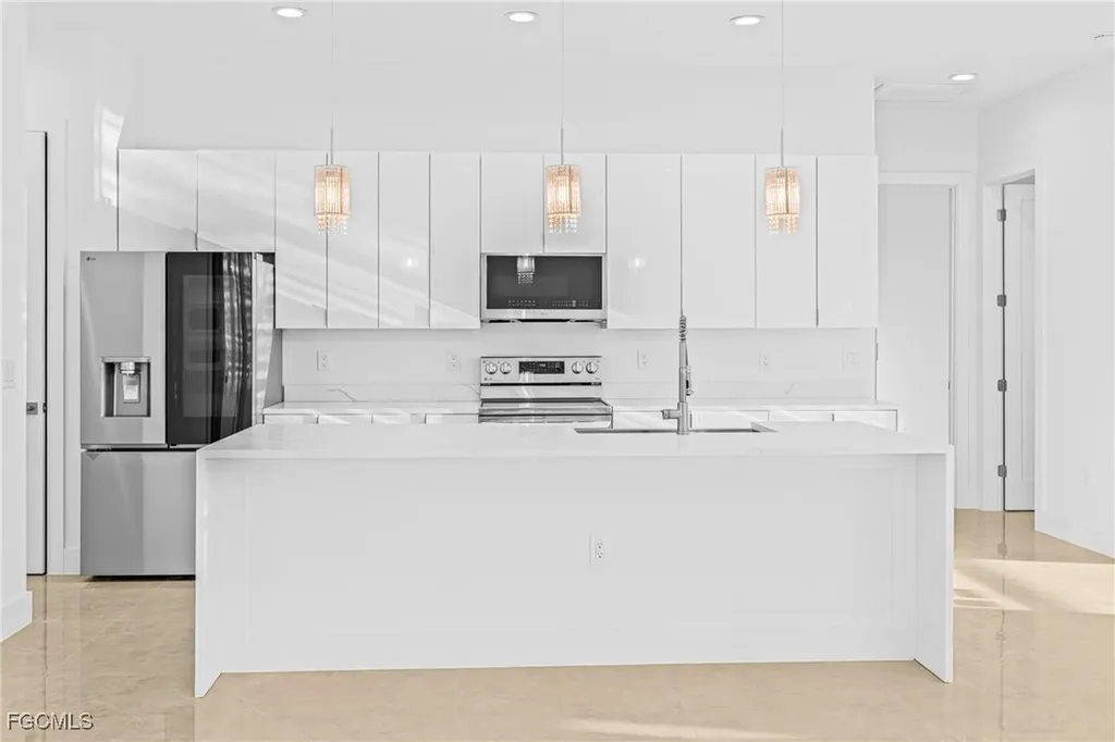 821 NW 37th Place Cape Coral FL 33993