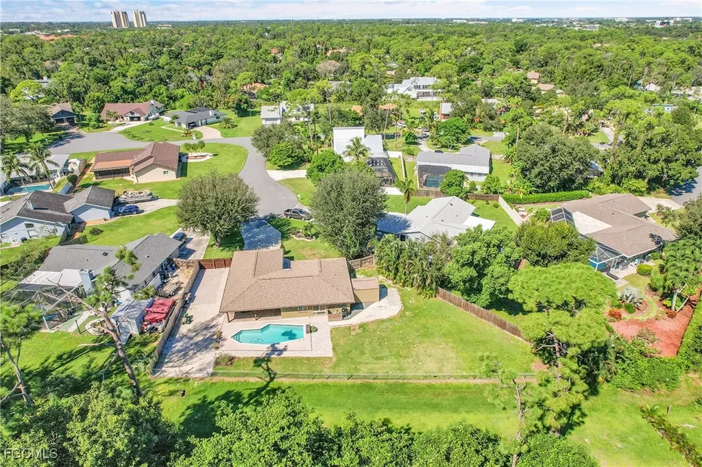 2474 King Arthurs Court Fort Myers FL 33912