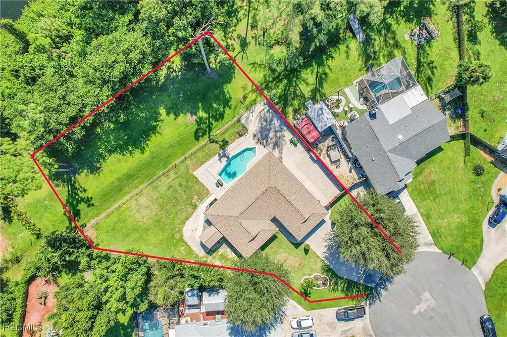 2474 King Arthurs Court Fort Myers FL 33912