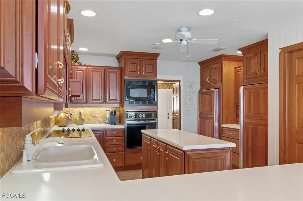 15532 Fiddlesticks Boulevard Fort Myers FL 33912