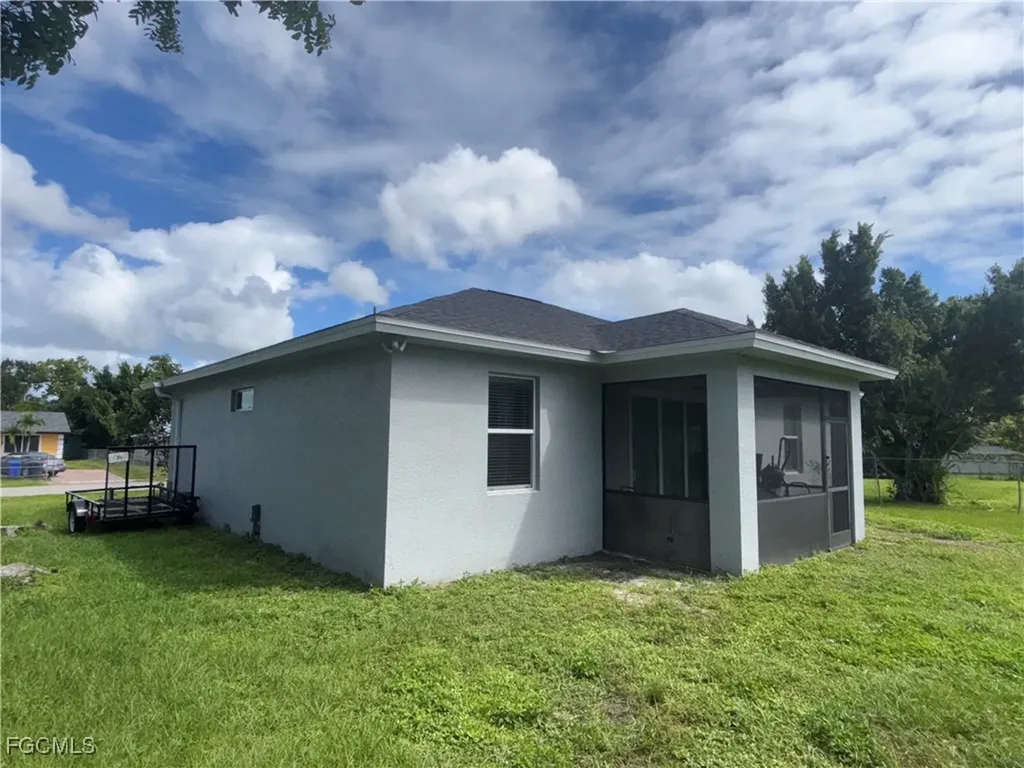 20 Roanoke Drive Fort Myers FL 33905