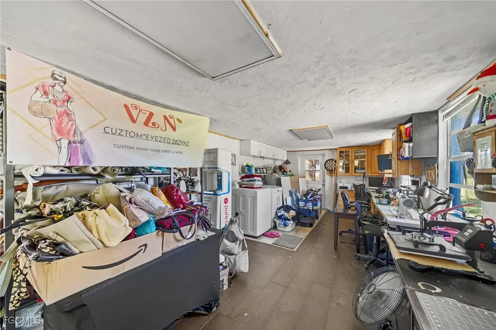 4121 16th Avenue NE Naples FL 34120